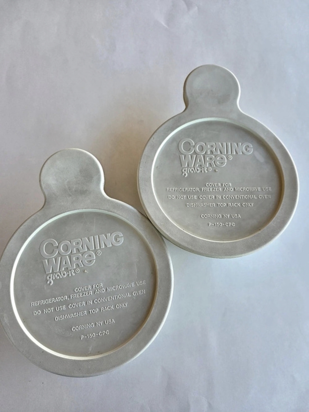 2 Vtg Corning Ware Grab-It Bowls P-150-B w/Lids P-150-CPC & P-150-CPC USA White